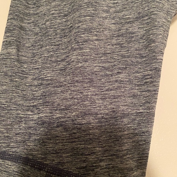 NWT Adidas Leggings Size XS - purple and gray - Picture 2 of 4